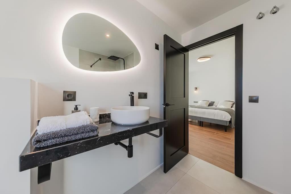Villa Con Piscina Privada Gelves Extérieur photo
