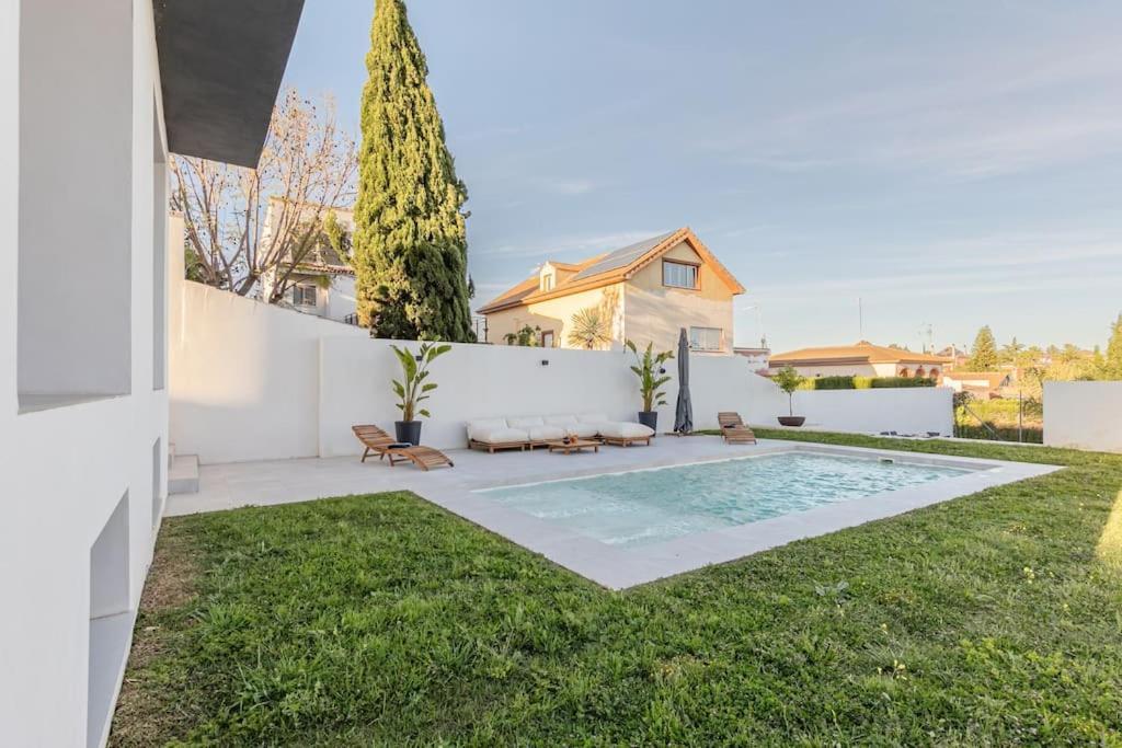 Villa Con Piscina Privada Gelves Extérieur photo